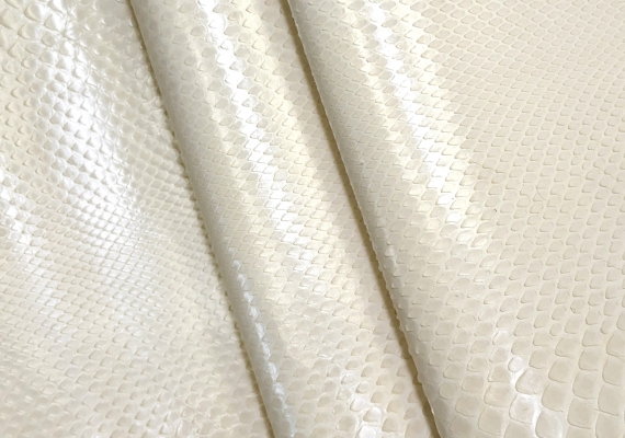 Питон на основе кремовый отрезной