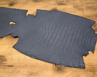 Крокодил глянцевый темно-серый сток YSL