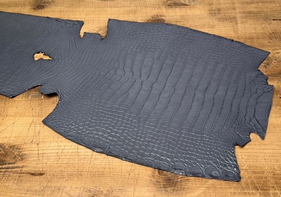 Крокодил глянцевый темно-серый сток YSL