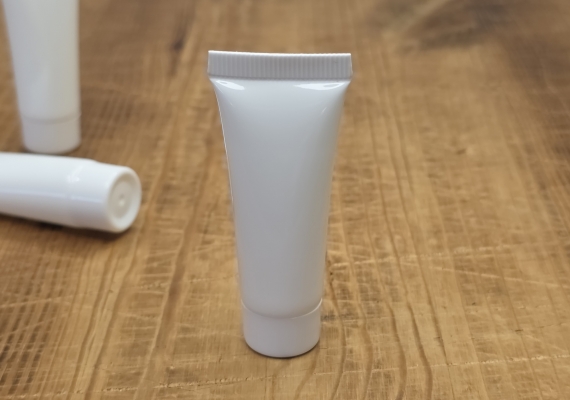 Полиуретановый клей для кожи FURNITURE CLINIC LEATHER GLUE PU 10 мл