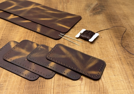 Кожаный конструктор: кошелек Crazy Brick