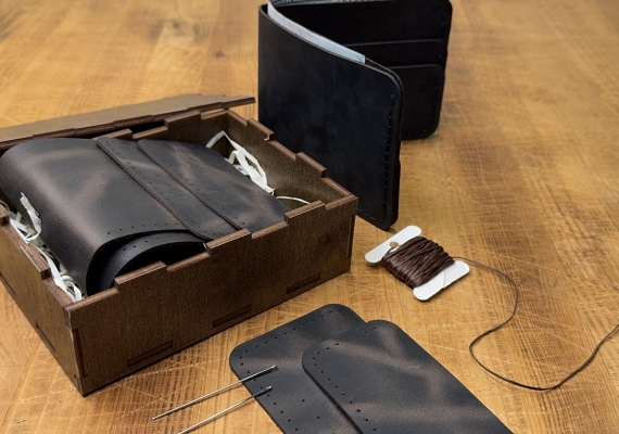 Подарочный конструктор: кошелек Crazy Brown