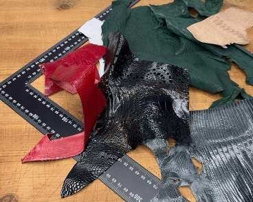 Обрізки екзотичної шкіри 100 г