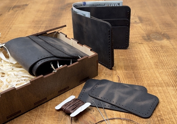 Кожаный конструктор: кошелек Crazy Brown