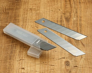 Лезвия для канцелярского ножа 18 мм Германия